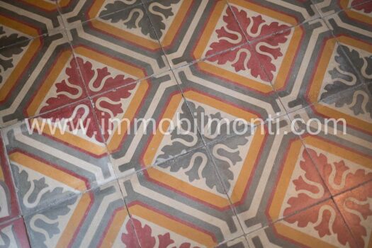 Roccaverano – Prestigioso Casale in Pietra nelle Langhe Astigiane con 10 ettari di terreno