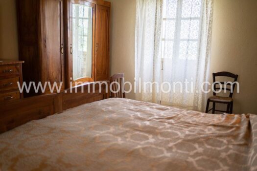 Roccaverano – Prestigioso Casale in Pietra nelle Langhe Astigiane con 10 ettari di terreno