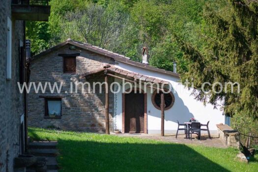 Cascina in Langa